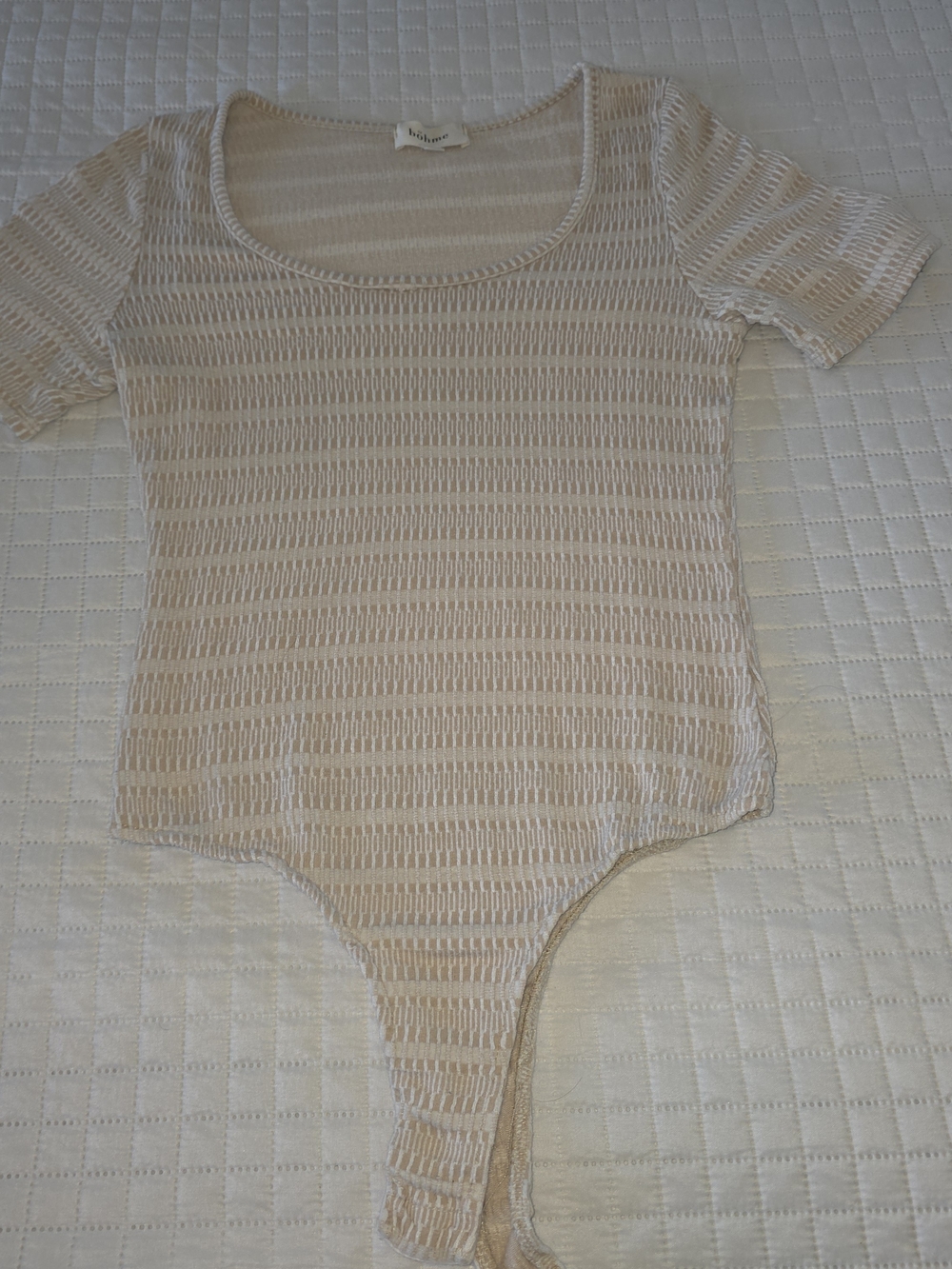 bohme Cream Scoop-Neck Short Sleeve Bodysuit
